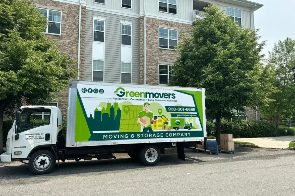 Discover the promise of a stress-free move with Green Movers in Fort Lee - ensuring a seamless and hassle-free relocation experience awaits you.